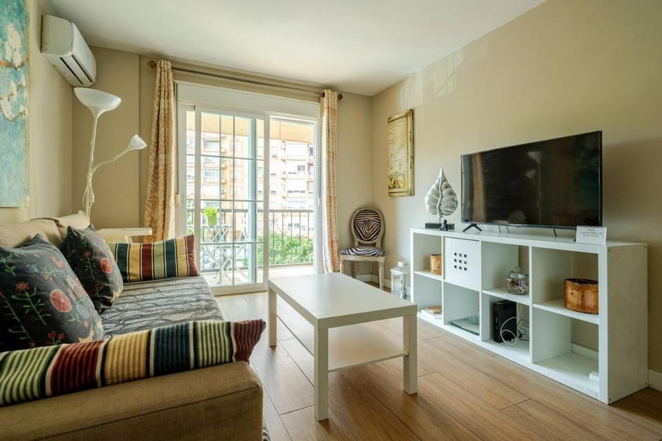 Torneo FREE PARKING luminoso climatizado 7 PAX Apartment in Seville