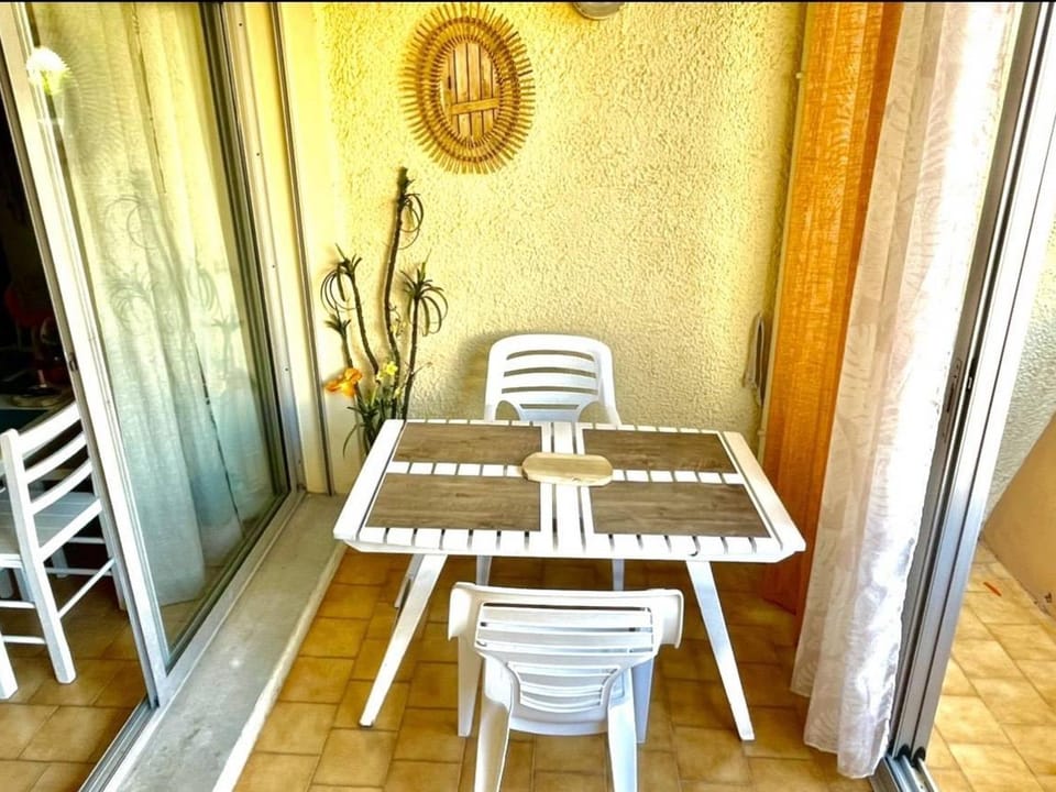 Studio cabine avec terrasse, 4 couchages, parking privé - Marseillan - FR-1-326-415 Cabin in Marseillan