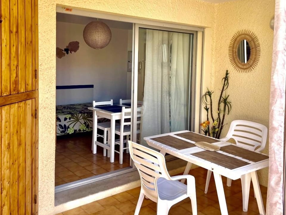 Studio cabine avec terrasse, 4 couchages, parking privé - Marseillan - FR-1-326-415 Cabin in Marseillan