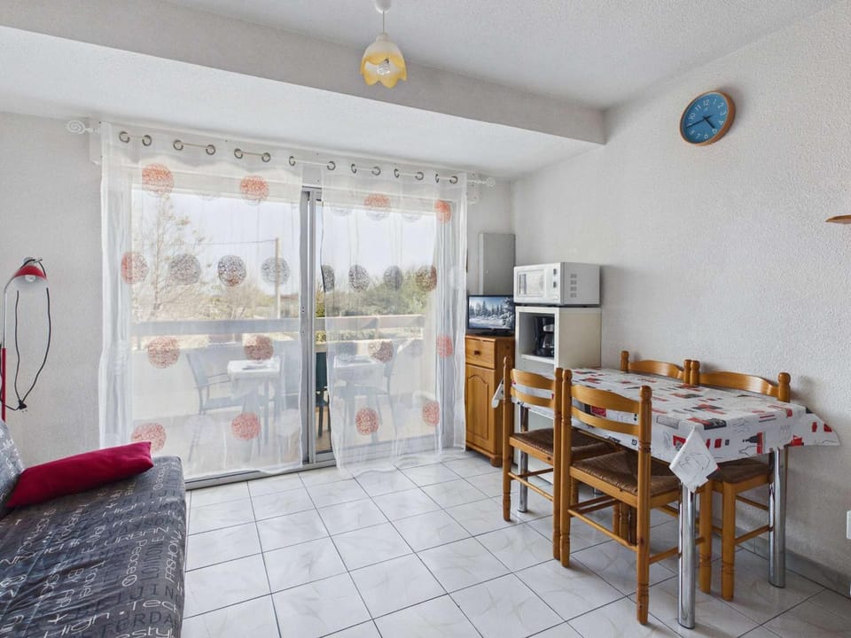 Studio Cabine 4 pers, Terrasse, Parking Privé, Marseillan - FR-1-326-421 Cabin in Marseillan