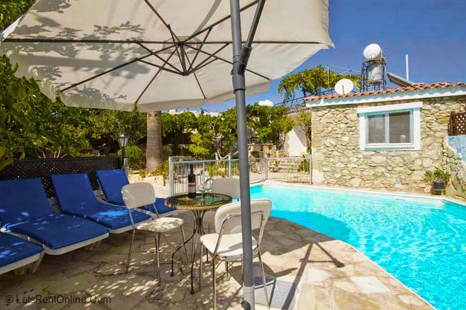 Garden, Swimming pool