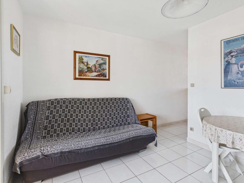 Appartement 2 pièces avec piscine et parking - FR-1-326-478 Apartment in Marseillan