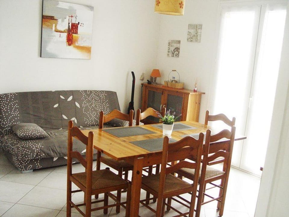 Appartement de 3 Pièces, 6-8 couchages, 2 terrasses, parking privé - Avenue de la Méditerranée - FR-1-326-479 Apartment in Marseillan