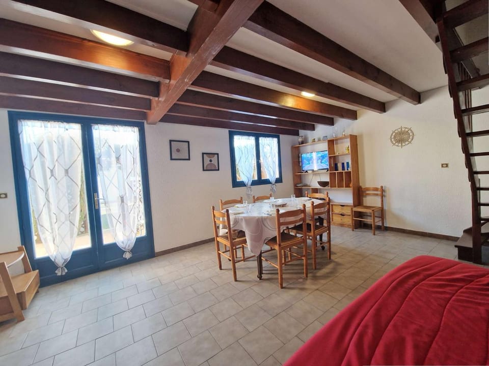 Maison confortable à 250m de la plage avec terrasse et parking - 7 couchages - FR-1-387-89 House in Marseillan