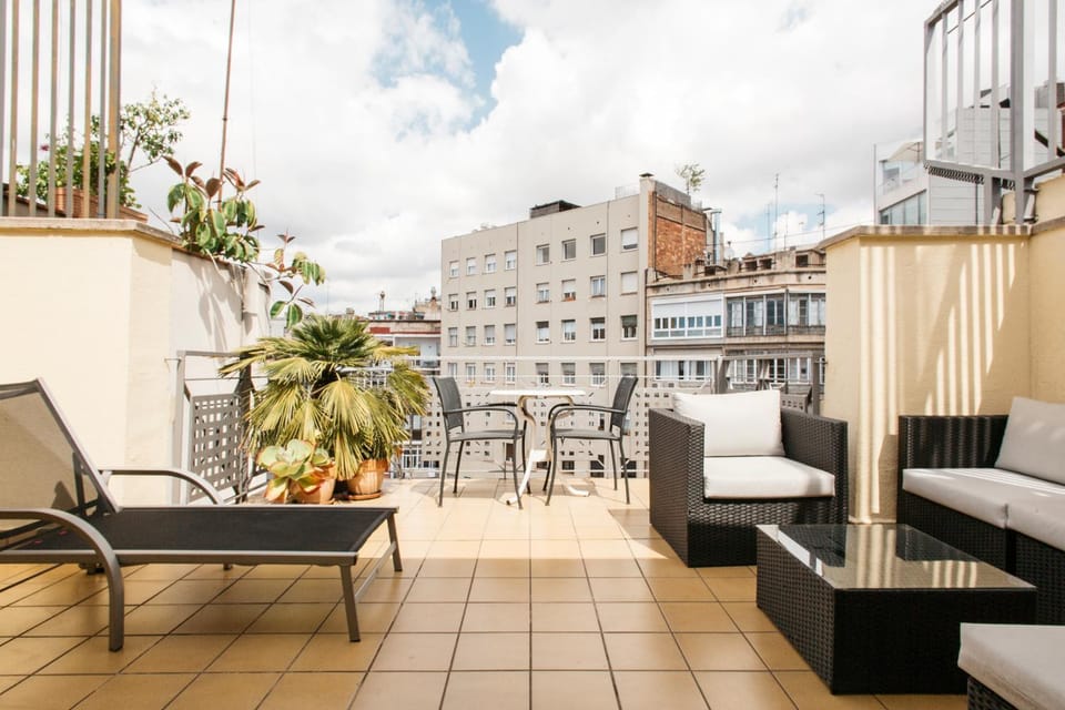 Balcony/Terrace, City view