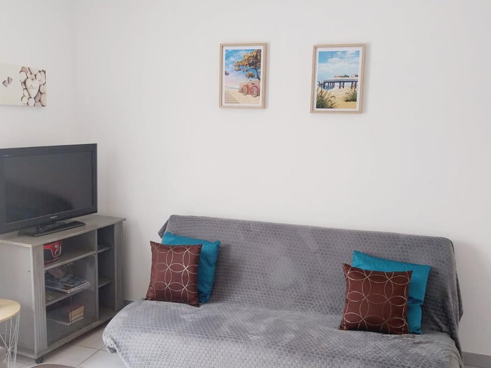 Maison avec Jardin, 900m Plage, 2 Chambres, Parking Inclus, Animaux Acceptés - La Tranche-sur-Mer - FR-1-22-173 House in La Tranche-sur-Mer