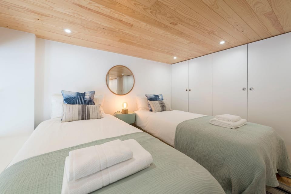 BmyGuest Collection - Downtown Mezzanine Apartment Apartment in Porto