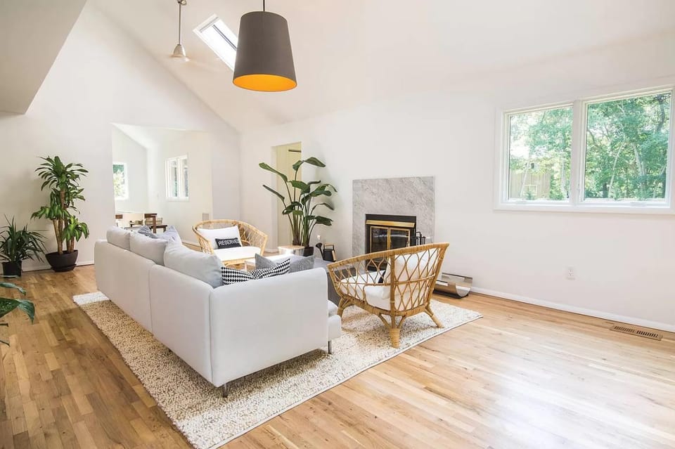 View (from property/room), Living room, Decorative detail, Seating area, fireplace