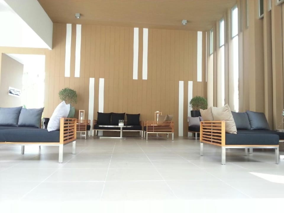 Baan Koo Kiang by Sudarat Apartment in Nong Kae