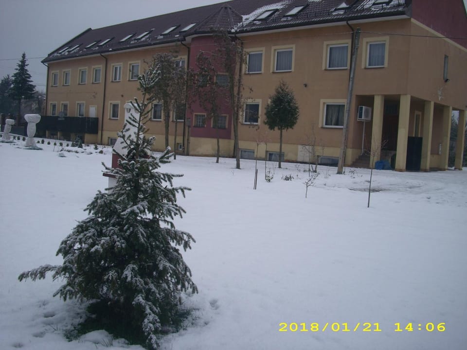 Zajazd Pułaskiego Inn in Masovian Voivodeship