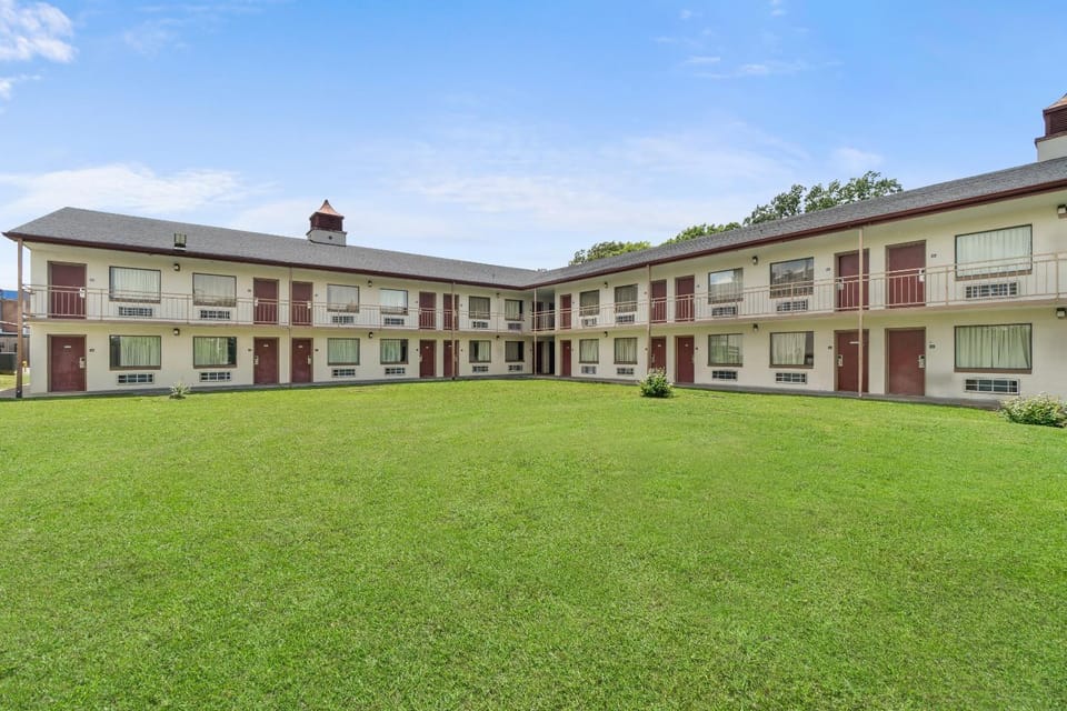 Inner courtyard view