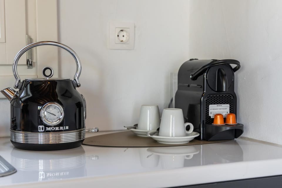 Coffee/tea facilities, Kitchen or kitchenette