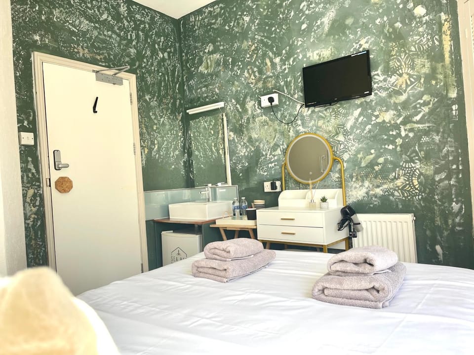 Sea Bed Guesthouse Bed and Breakfast in Newquay