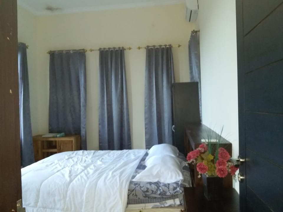 jeca house Bed and Breakfast in Bali