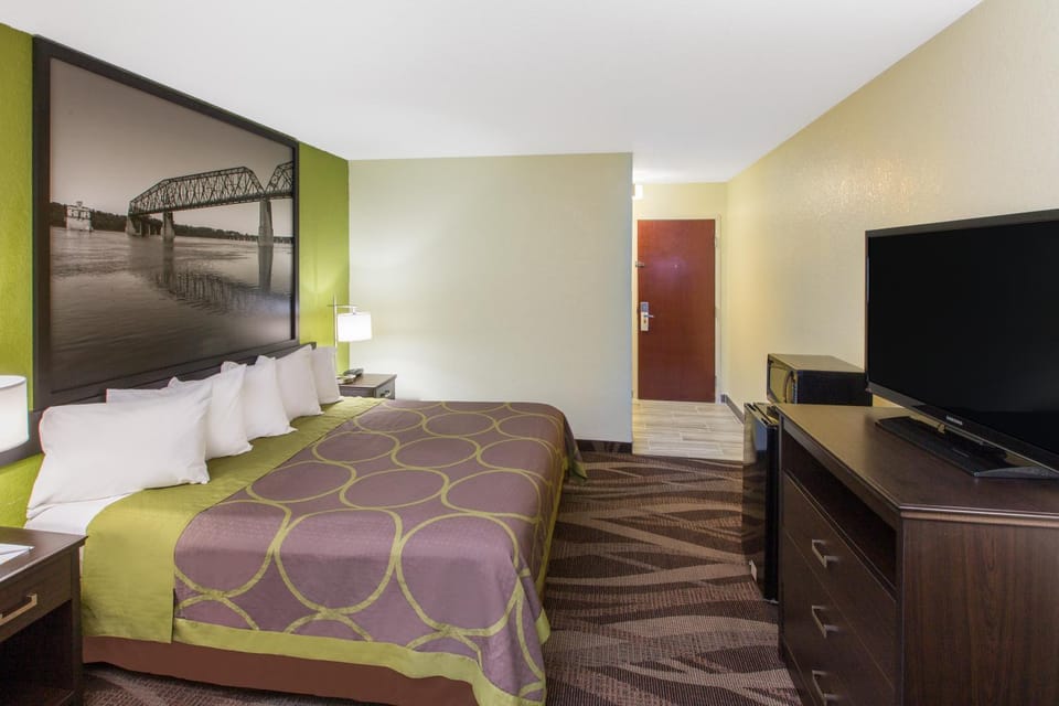 Super 8 by Wyndham Southaven Motel in Southaven