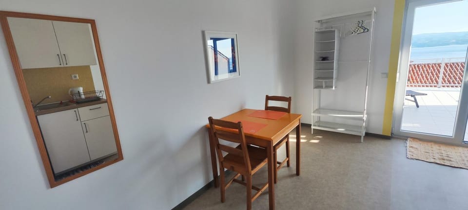 Dining area, Dining area