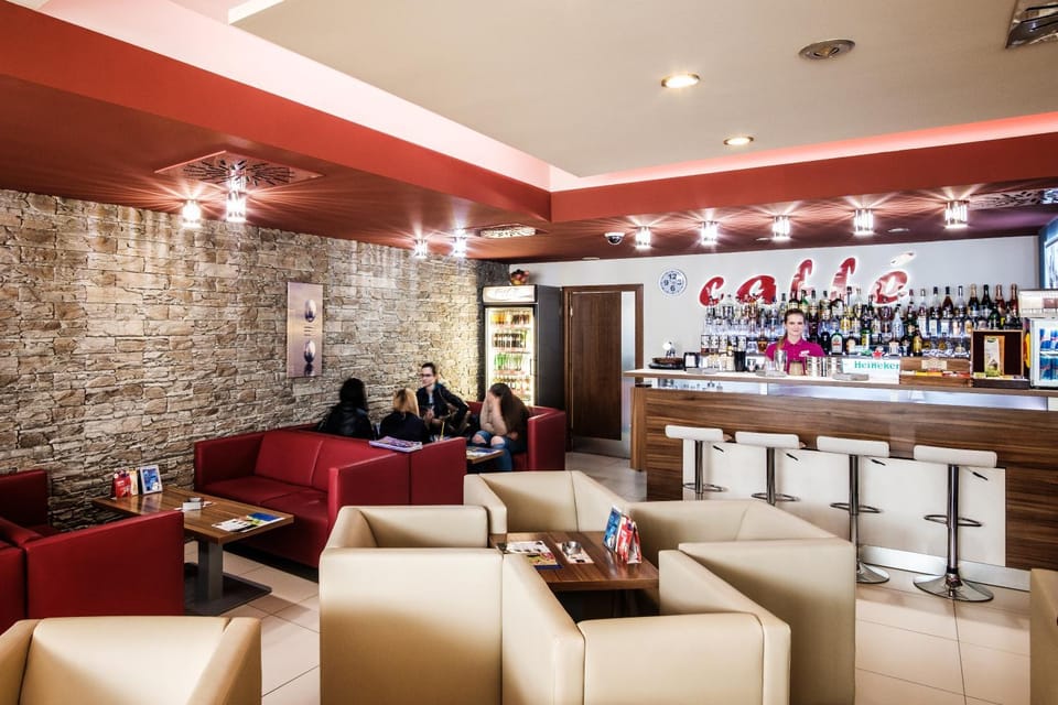 Lounge or bar