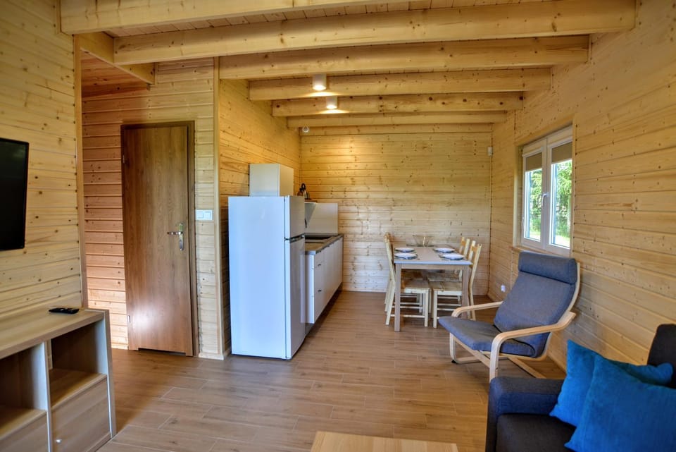 TV and multimedia, Kitchen or kitchenette, Seating area, Dining area