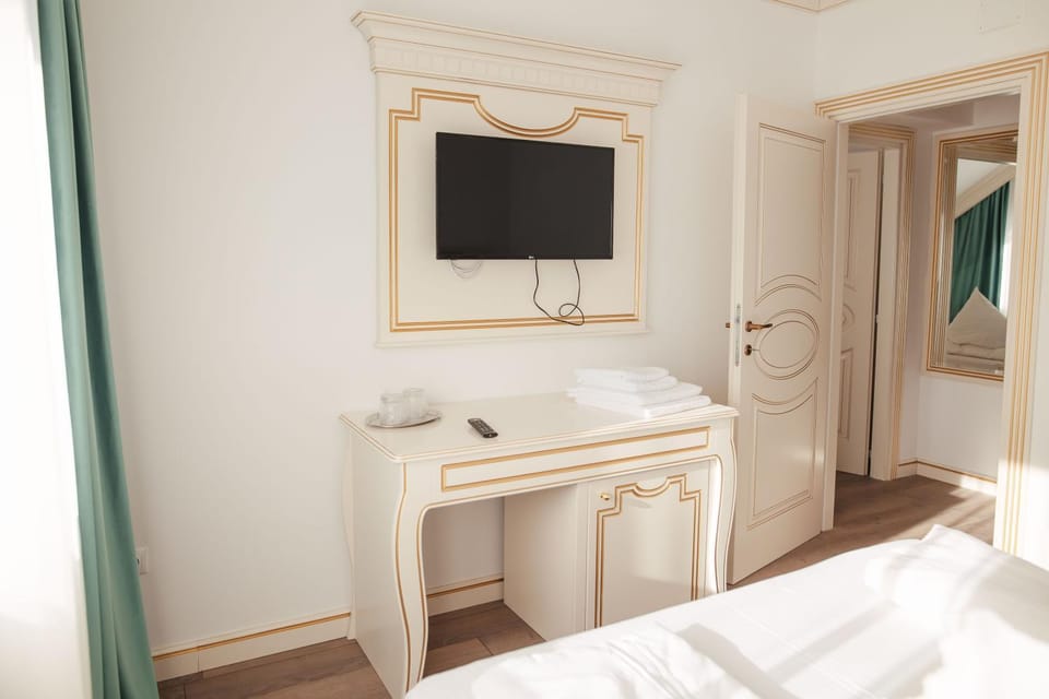 Hotel Miruna Bed and Breakfast in Brașov County