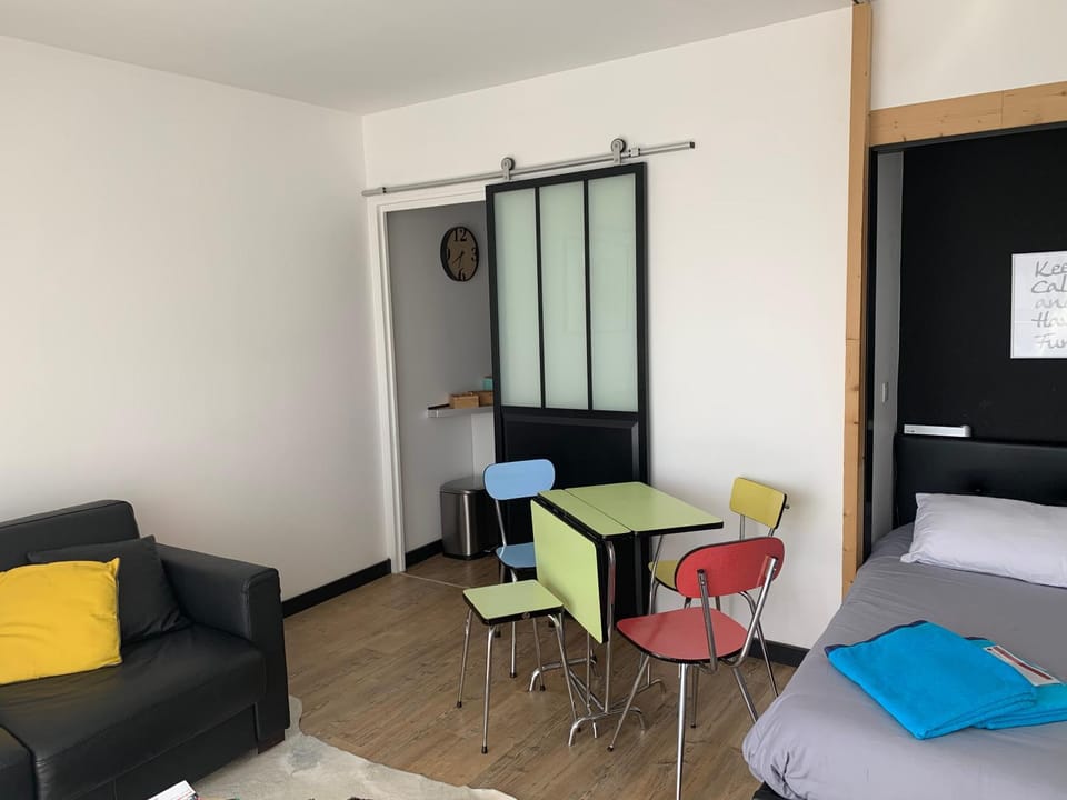 Other, Photo of the whole room