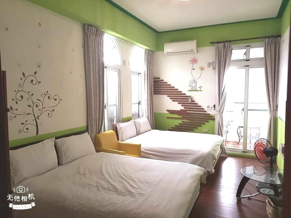 Photo of the whole room