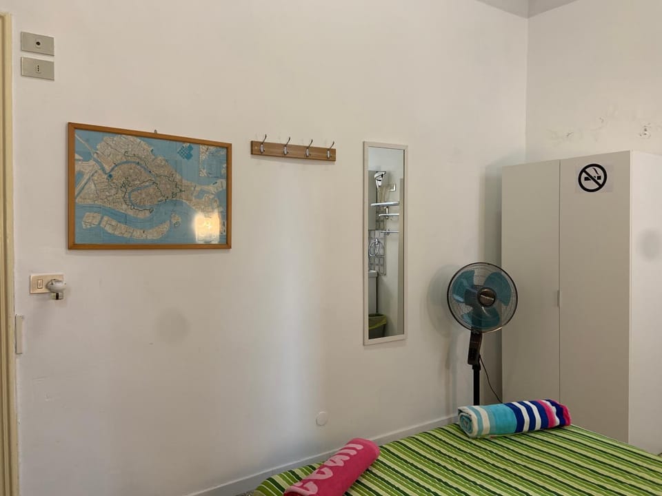 Archie's House Hostel in Venice