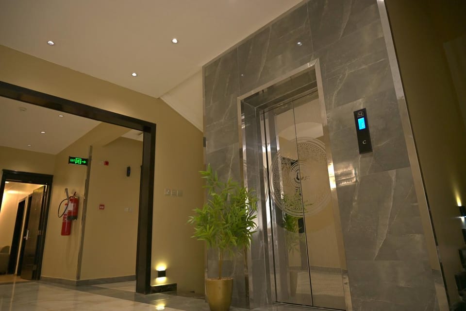 elevator