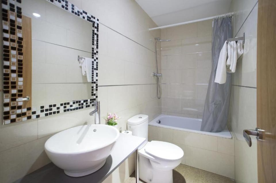 Hostal Drassanes Bed and Breakfast in Barcelona