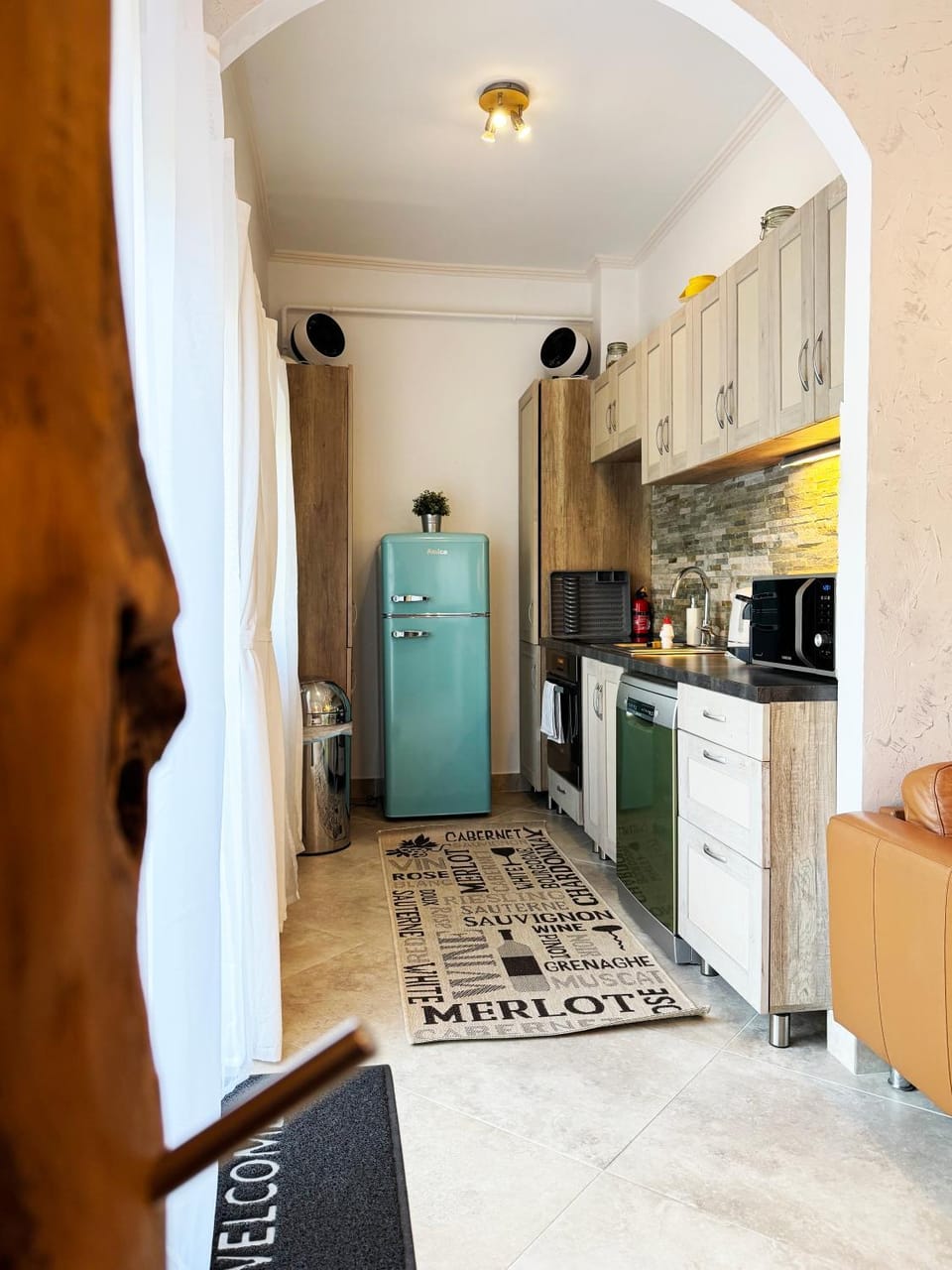 Kitchen or kitchenette, kitchen