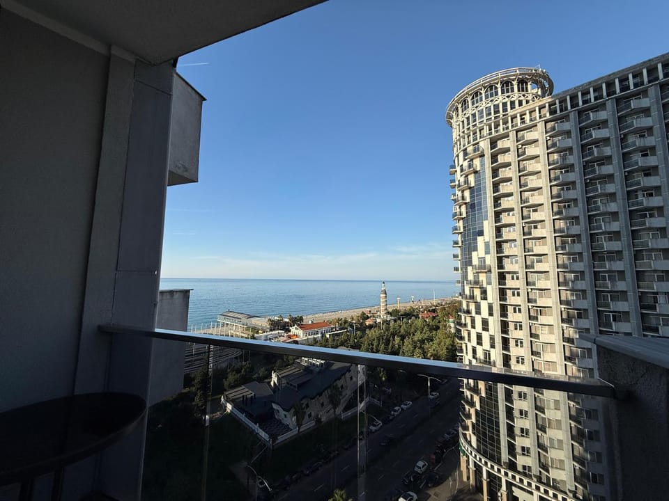 Lux Apartments Hotel in Batumi