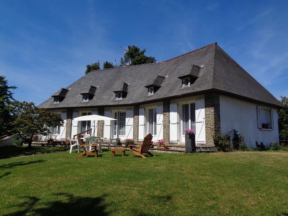 Property building, Garden