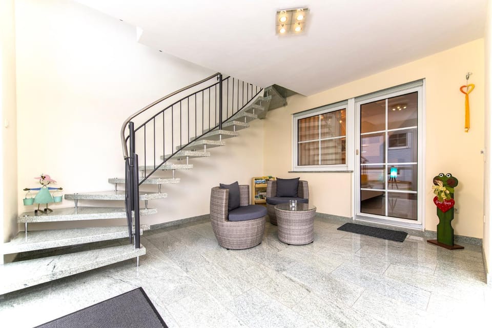 Balcony/Terrace, Seating area