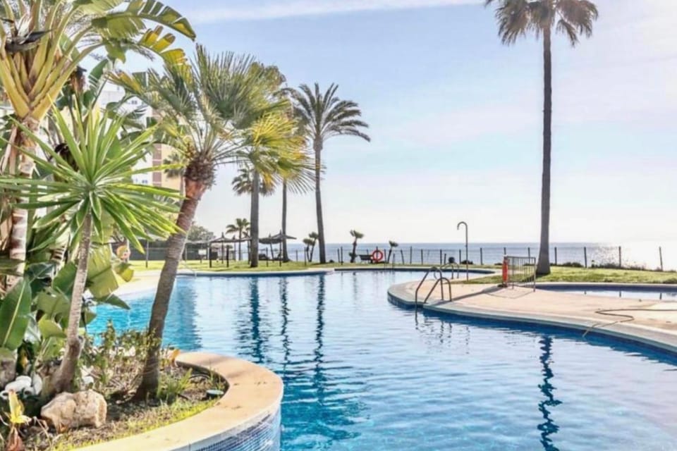 Sea view, Swimming pool