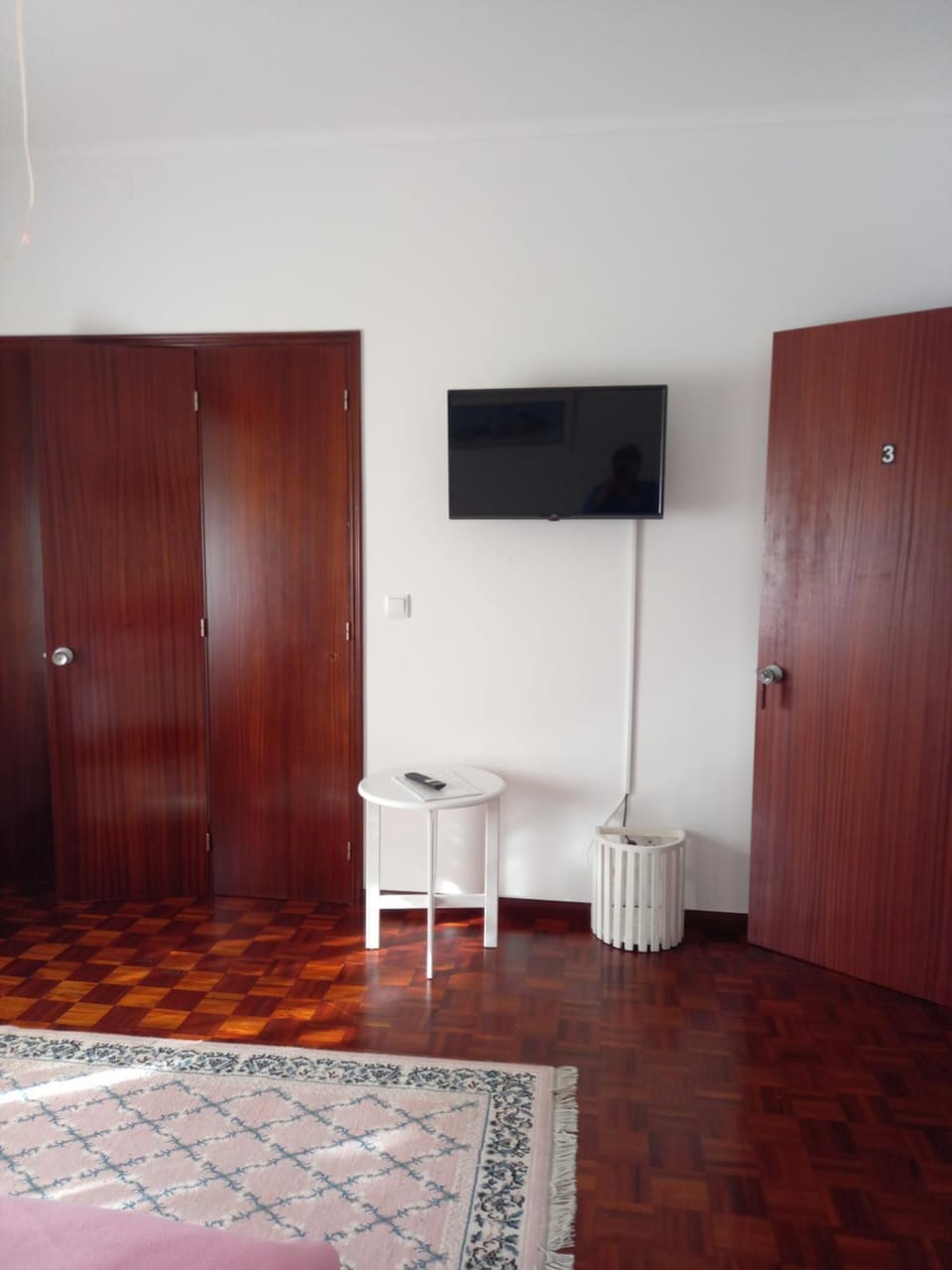 TV and multimedia, wardrobe