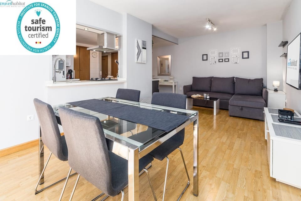 Living room, Seating area, Logo/Certificate/Sign