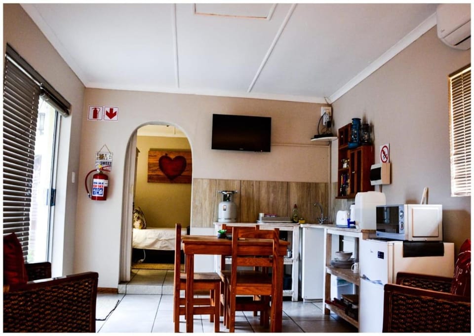 GRACE'S PLACE Bed and Breakfast in Western Cape