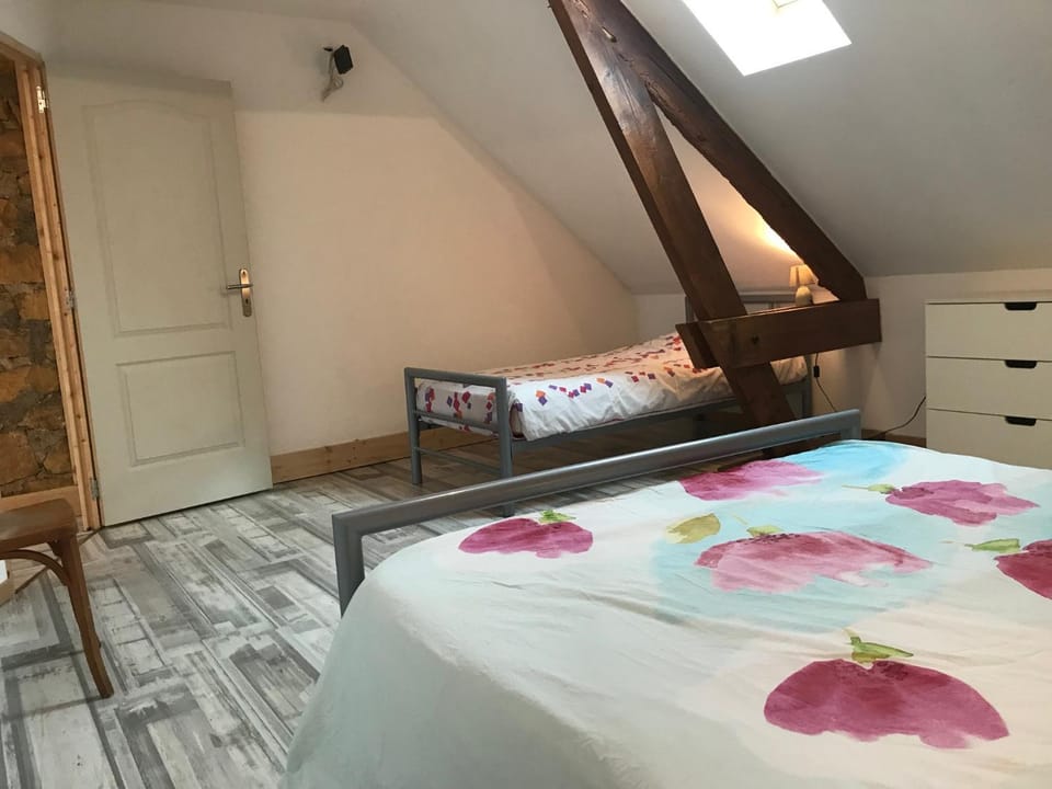 Le gîte du Canal des Ardennes Apartment in Grand Est