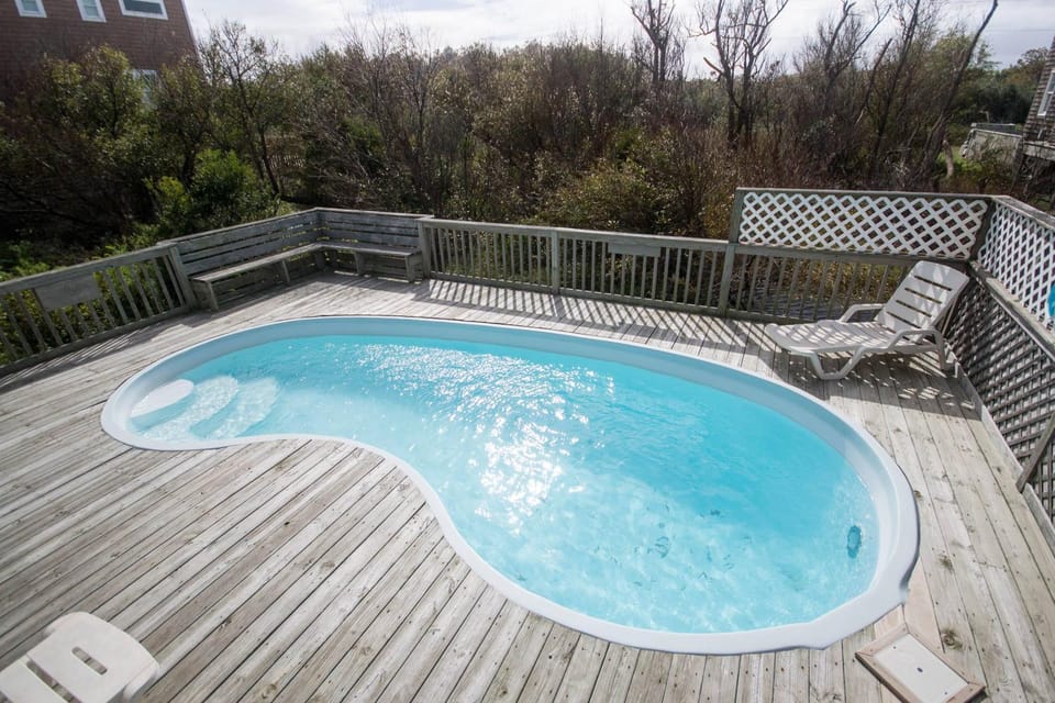 Sea 'N Stars - S Nags Head MP 17, 125 Yds to Beach, Ocean View, Pool, Hot Tub, Pets OK House in Nags Head