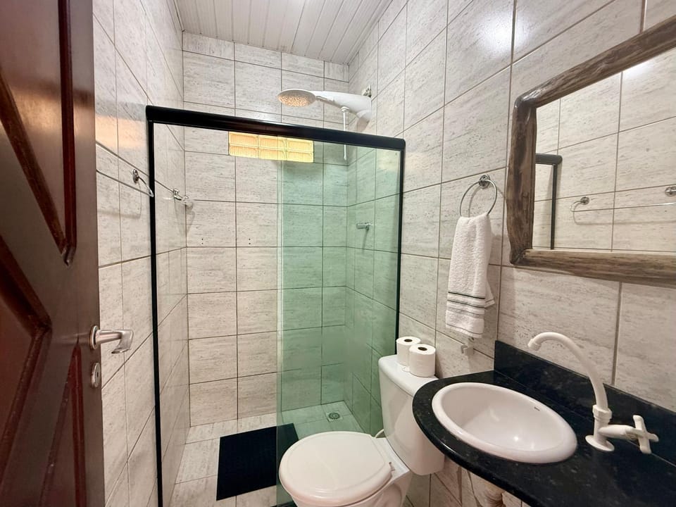 Shower, Bathroom, towels