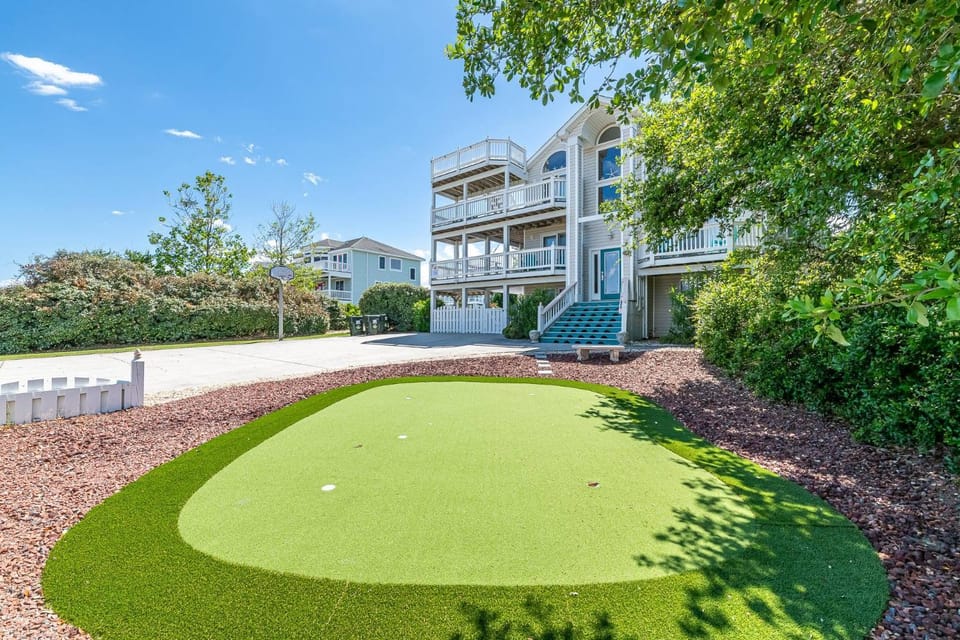 Mare Nostrum - Corolla, Whalehead, 430 Yds to Beach, Ocean View, Pool, Hot Tub, Events, Flex Stays House in Corolla