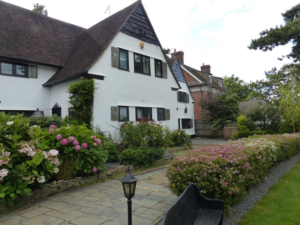 Property building, Facade/entrance, Garden view