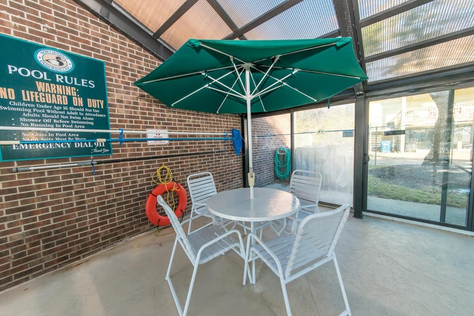 Captain's Perch - Duck, Northpoint, 400 Yds to Beach, Pool, Hot Tub, Events, Flex Stays House in Duck