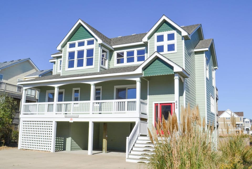 Carolina Getaway - Corolla, Ocean Sands, 150 Yds to Beach, Pool, Hot Tub, Pool Table, Arcade Game House in Corolla