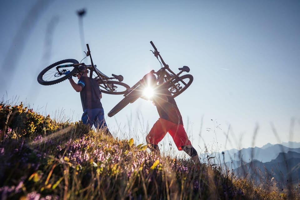 Cycling, Seasons