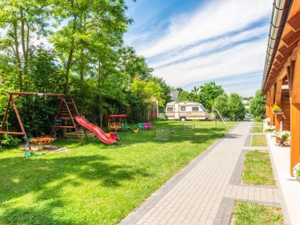 Garden, Area and facilities
