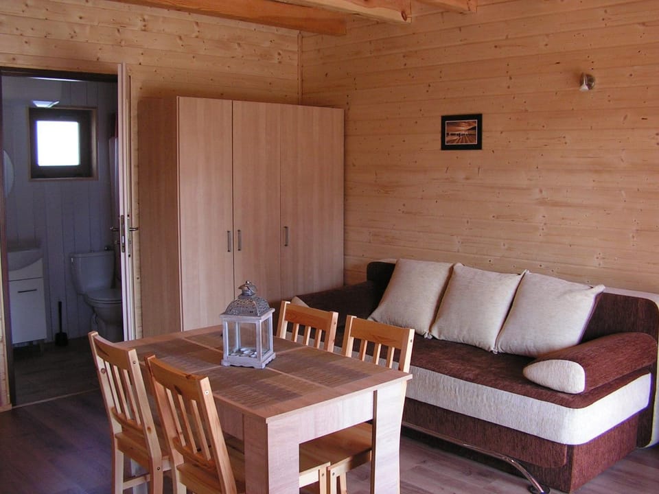 Bursztynowy Zakątek Nature lodge in Pomeranian Voivodeship