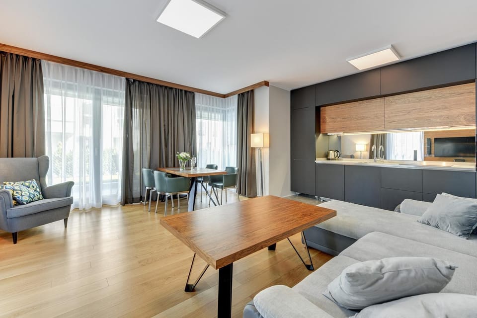 Kitchen or kitchenette, Living room, Dining area