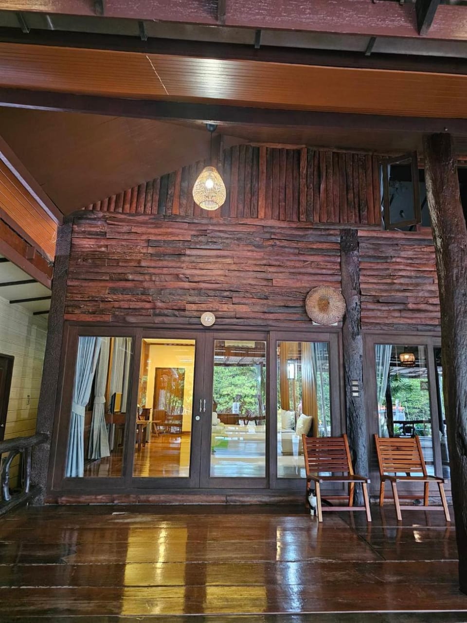 Seating area