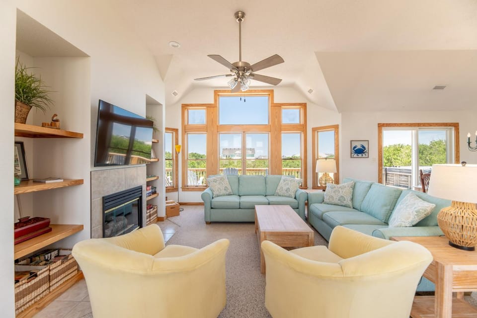 Rookery - Corolla, Whalehead, 395 Yds to Beach, Ocean View, Pool, Hot Tub, Pets OK, Flex Stays House in Corolla
