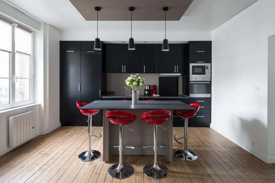 Kitchen or kitchenette